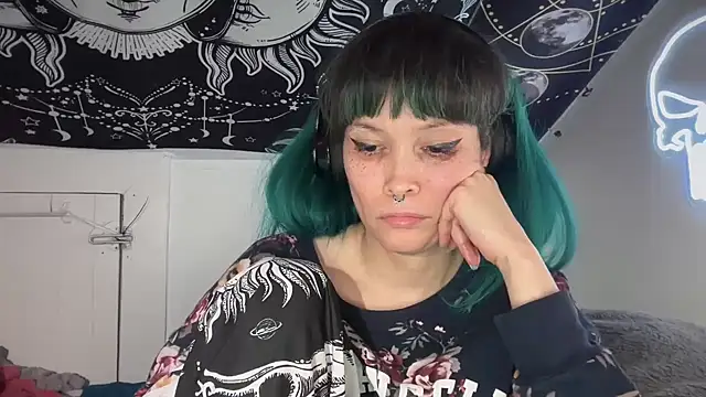 FRRANNKIE online show from 12-19-24, 07:51