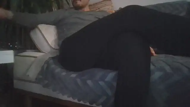 reslerkek31 online show from 03-11-26, 08:26