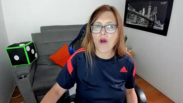 Ivette Shaira online show from 01-30-25, 02:47