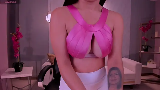 BiancaPierce online show from 01-18-25, 11:11