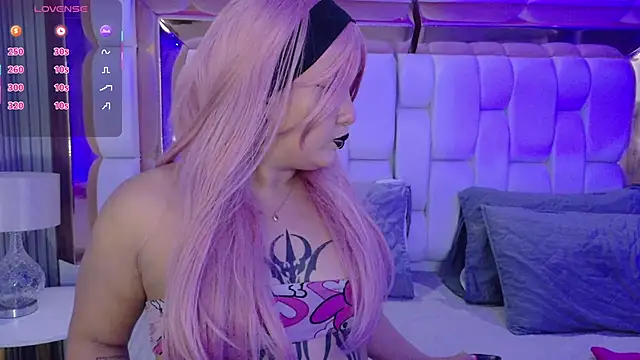 valkiria moore online show from 11-01-25, 07:49