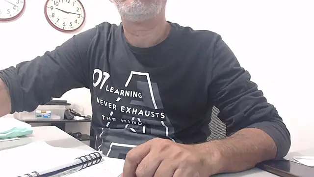 cenizo10124 online show from 12-07-24, 02:13