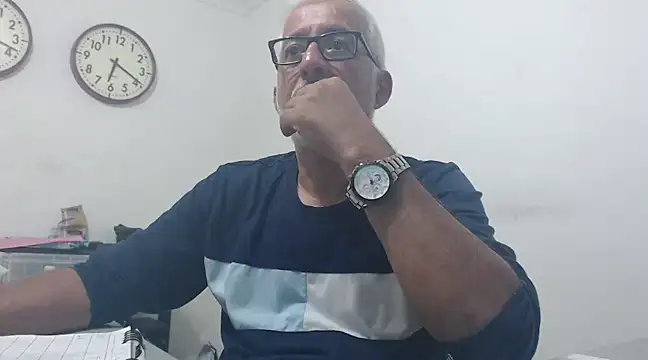 cenizo10124 online show from 01-01-25, 11:18