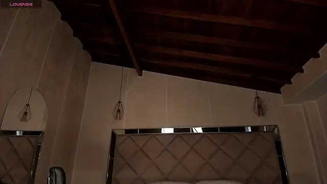Snapshot of SophiePalmer chatting on 03-12-26, 12:22 SophiePalmer online show from 03-12-26, 12:22