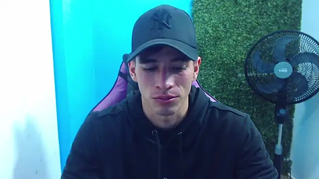 DEIBY BABY online show from 01-11-25, 01:48