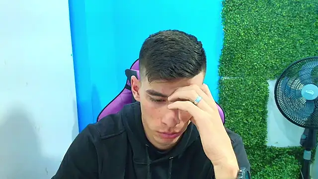 DEIBY BABY online show from 01-28-25, 04:08