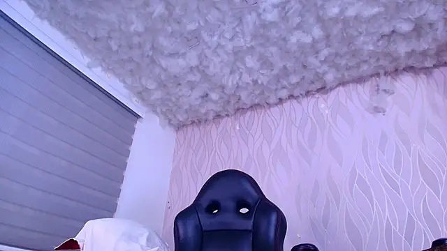 emyli sam online show from 01-11-25, 12:07