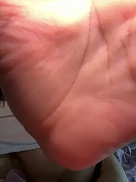 Snapshot of Natur4lBeautyb33 chatting on 10-02-25, 01:07 Natur4lBeautyb33 online show from 10-02-25, 01:07