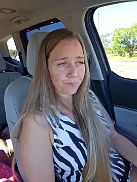 SkyelarSommer online show from 03-23-26, 02:21