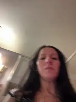 DominiqueX0 online show from 02-01-26, 03:21