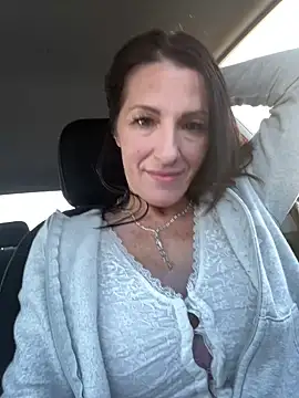 DominiqueX0 online show from 02-04-26, 09:31