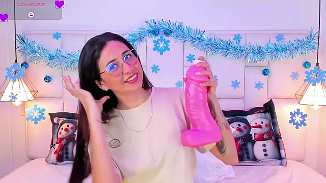 SarahSophia  online show from 12-12-24, 11:40