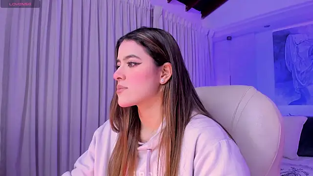 Snapshot of nathalie_rivers chatting on 02-12-26, 11:16 nathalie rivers online show from 02-12-26, 11:16