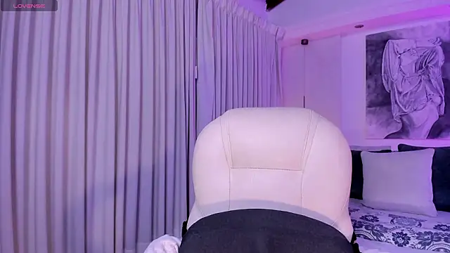 Snapshot of nathalie_rivers chatting on 02-24-26, 11:19 nathalie rivers online show from 02-24-26, 11:19