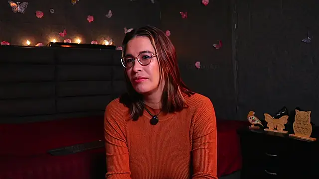 kathieandpovcock1 online show from 09-21-25, 01:35