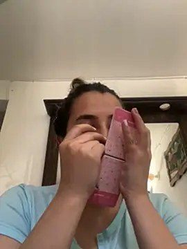 Hanna86 online show from 01-15-25, 05:15