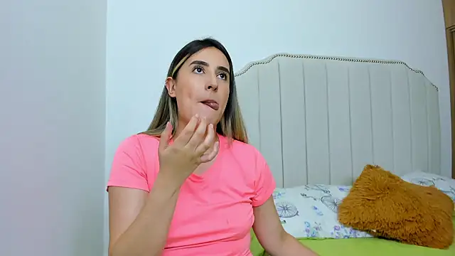 Hanna86 online show from 02-07-25, 01:25