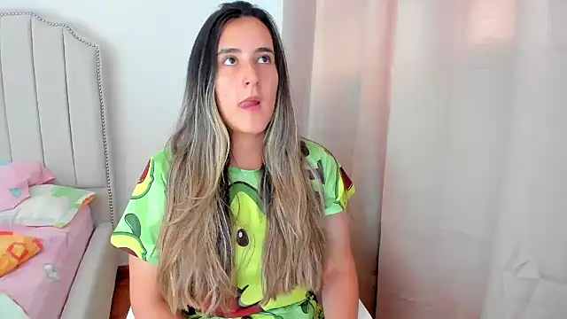 Hanna86 online show from 09-19-25, 01:34