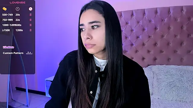 AmyOlimpo online show from 02-18-25, 04:15