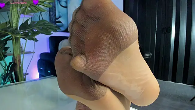 Snapshot of NebetColin chatting on 01-31-25, 03:44 NebetColin online show from 01-31-25, 03:44