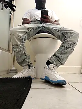 Snapshot of Annonymous607 chatting on 10-04-25, 09:57 Annonymous607 online show from 10-04-25, 09:57