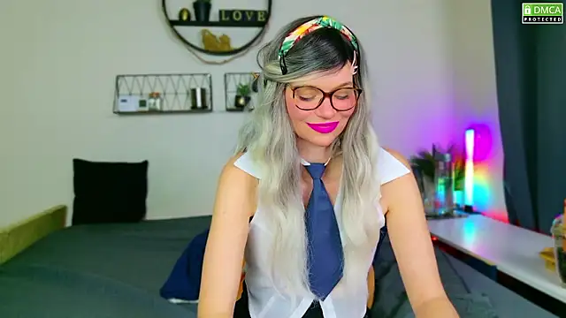 Snapshot of Kittychatte chatting on 12-06-24, 08:40 Kittychatte online show from 12-06-24, 08:40