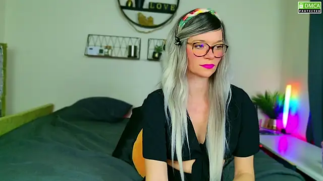 Snapshot of Kittychatte chatting on 12-08-24, 08:25 Kittychatte online show from 12-08-24, 08:25