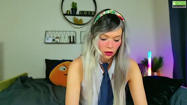 Snapshot of Kittychatte chatting on 12-12-24, 08:43 Kittychatte online show from 12-12-24, 08:43