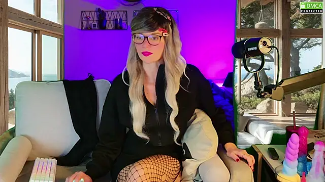 Snapshot of Kittychatte chatting on 09-13-25, 09:20 Kittychatte online show from 09-13-25, 09:20