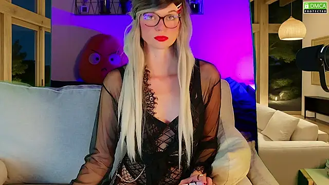 Snapshot of Kittychatte chatting on 10-01-25, 07:42 Kittychatte online show from 10-01-25, 07:42