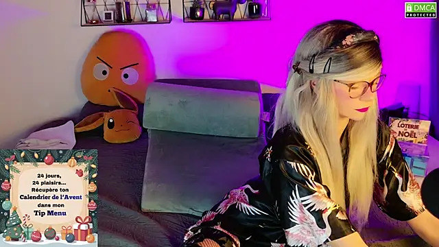 Snapshot of Kittychatte chatting on 11-30-25, 11:03 Kittychatte online show from 11-30-25, 11:03