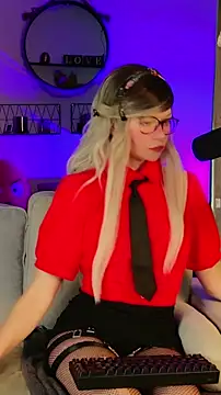 Snapshot of Kittychatte chatting on 03-26-26, 02:44 Kittychatte online show from 03-26-26, 02:44