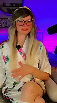 Kittychatte online show from 05-12-26, 08:06