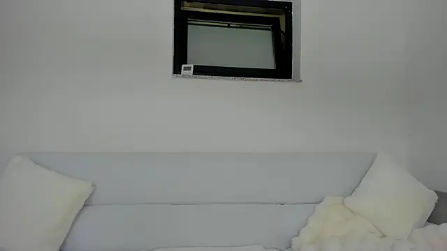 Snapshot of bellahot77 chatting on 02-18-26, 10:44 bellahot77 online show from 02-18-26, 10:44