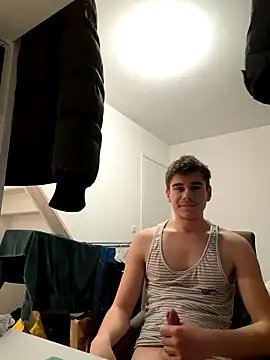 Snapshot of bestboy18 chatting on 12-05-24, 06:11 bestboy18 online show from 12-05-24, 06:11