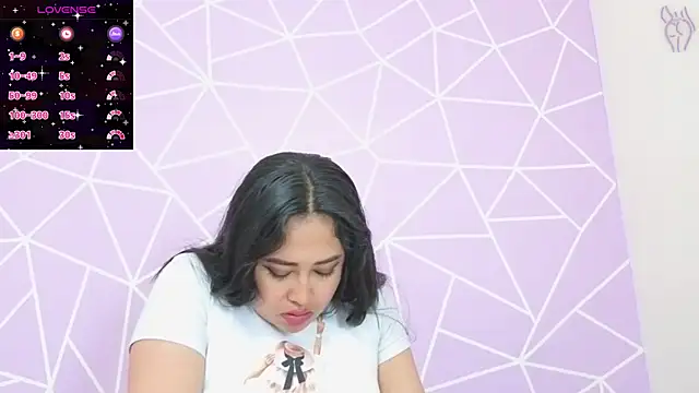 Snapshot of altheamoore chatting on 10-15-25, 10:43 altheamoore online show from 10-15-25, 10:43