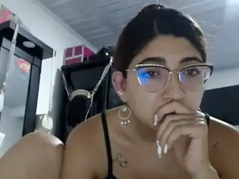 esteni online show from 12-16-24, 02:36
