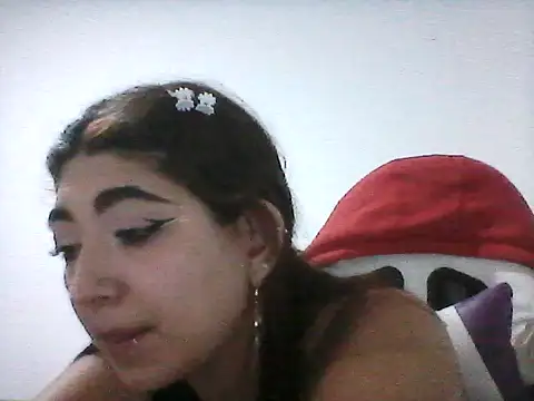 esteni online show from 09-13-25, 04:34