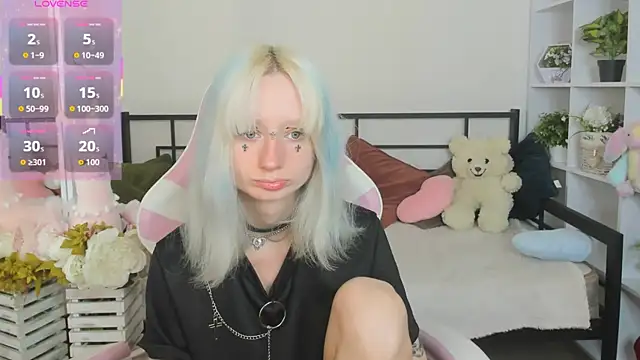 Katia Kim online show from 05-04-26, 05:25