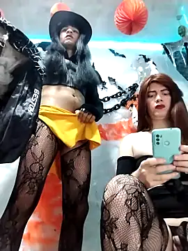 Snapshot of latintransbigcum chatting on 10-20-25, 02:39 latintransbigcum online show from 10-20-25, 02:39