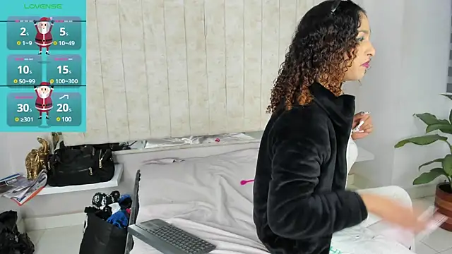 StefanyMiler online show from 01-25-25, 03:09