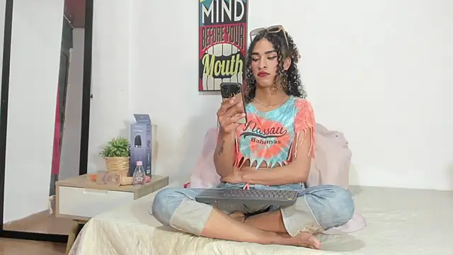 StefanyMiler online show from 12-18-25, 07:20