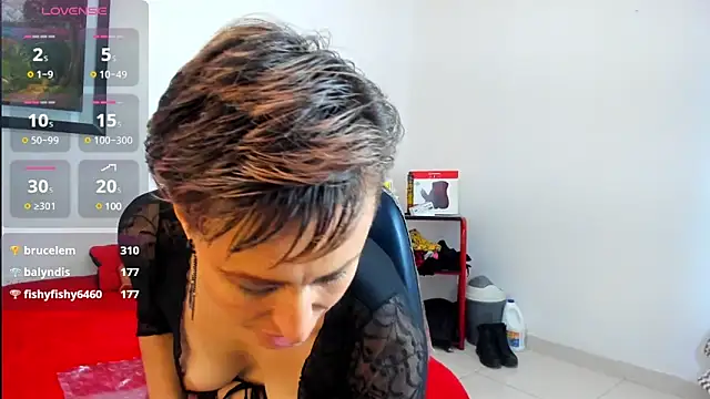 yasmin goldenst online show from 03-15-25, 05:19