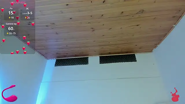 Snapshot of cristal__hot_1 chatting on 01-21-25, 04:10 cristal hot 1 online show from 01-21-25, 04:10