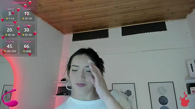 Snapshot of cristal__hot_1 chatting on 01-24-25, 10:11 cristal hot 1 online show from 01-24-25, 10:11