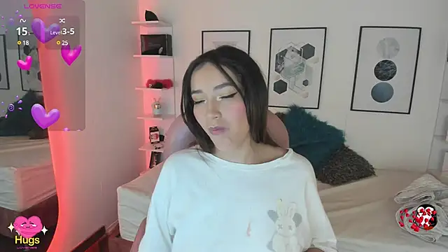 Snapshot of cristal__hot_1 chatting on 02-16-25, 07:15 cristal hot 1 online show from 02-16-25, 07:15
