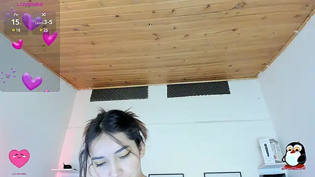 Snapshot of cristal__hot_1 chatting on 02-23-25, 04:07 cristal hot 1 online show from 02-23-25, 04:07