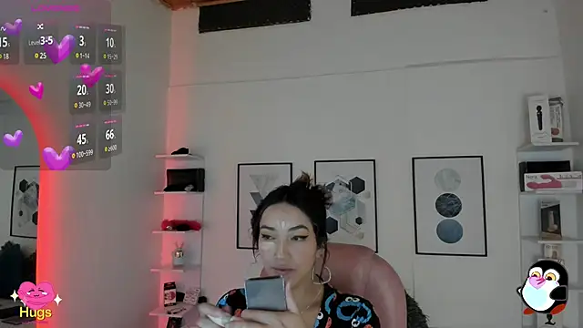 Snapshot of cristal__hot_1 chatting on 02-25-25, 04:03 cristal hot 1 online show from 02-25-25, 04:03