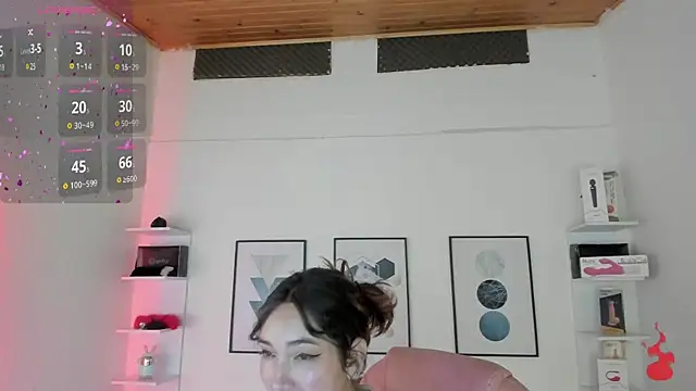 Snapshot of cristal__hot_1 chatting on 03-22-25, 04:03 cristal hot 1 online show from 03-22-25, 04:03
