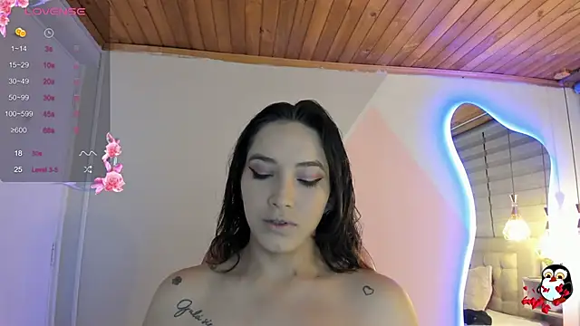 Snapshot of cristal__hot_1 chatting on 09-14-25, 05:06 cristal hot 1 online show from 09-14-25, 05:06